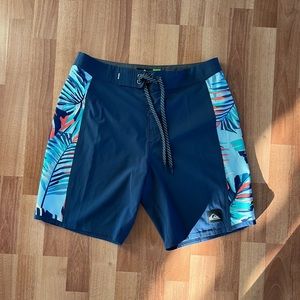 Quicksilver Board Shorts-NWOT